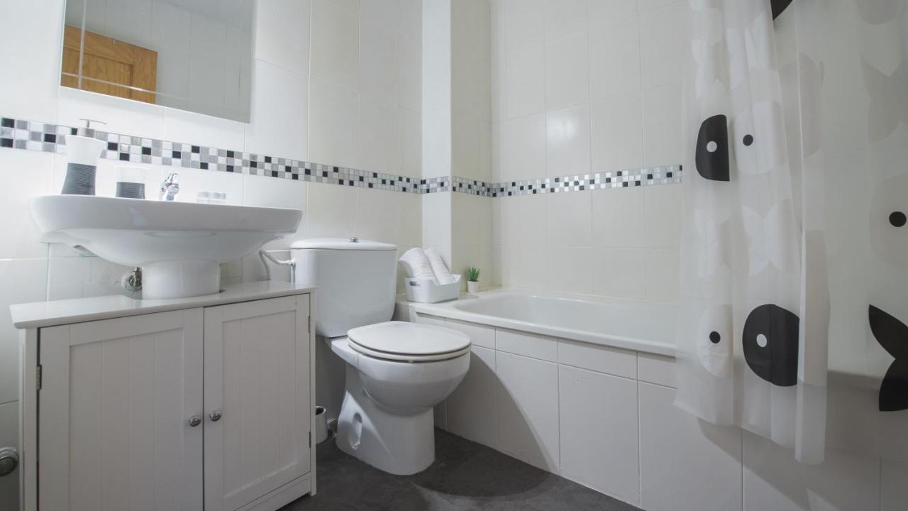 La Casita Del Arbol - Apartamentos Aloha โตเลโด ภายนอก รูปภาพ